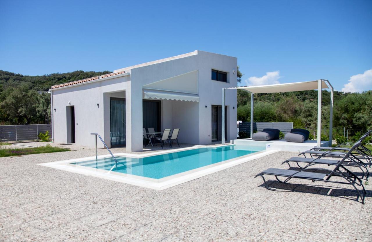 Naiades Villa *